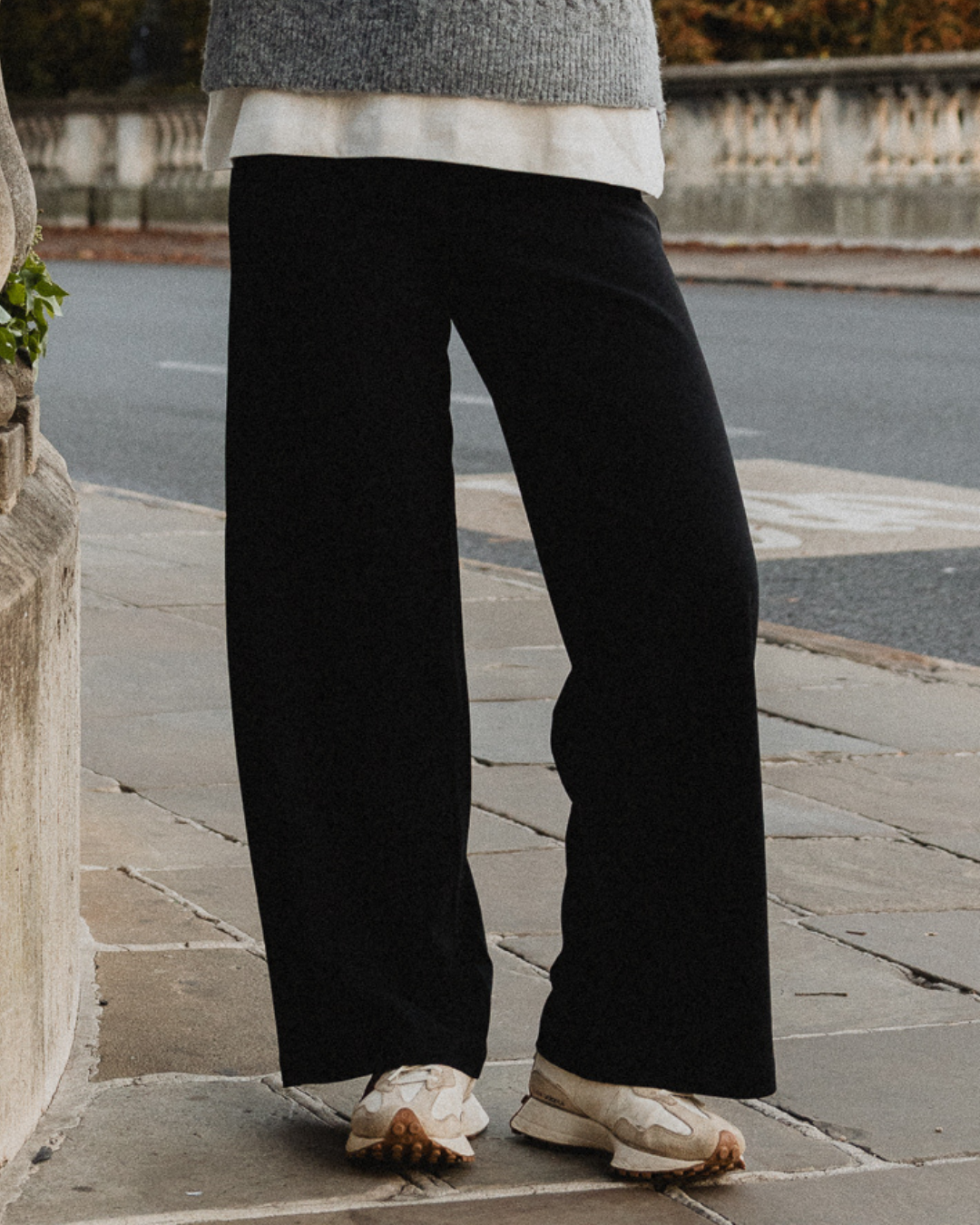 VMBERLIN Trousers - Black